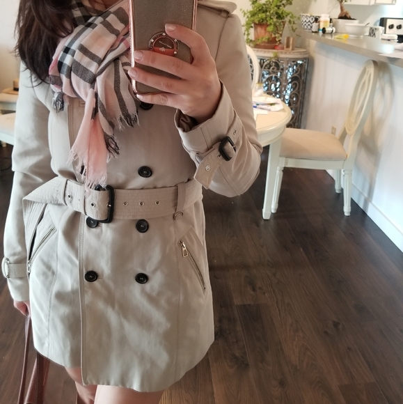 Light Pink Scarf - Picture 4 of 4